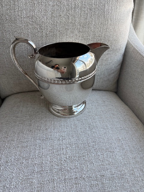 Vintage Sheridan silver plated on copper water pitcher with Victorian Bulbous roping.