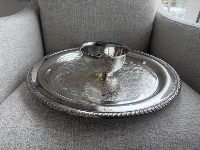 Vintage Silver Plated Chip and Bowl Serving Platter. (bowl attached) polished