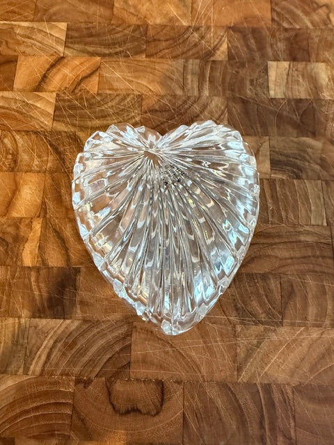 Vintage crystal heart shaped trinket dish.