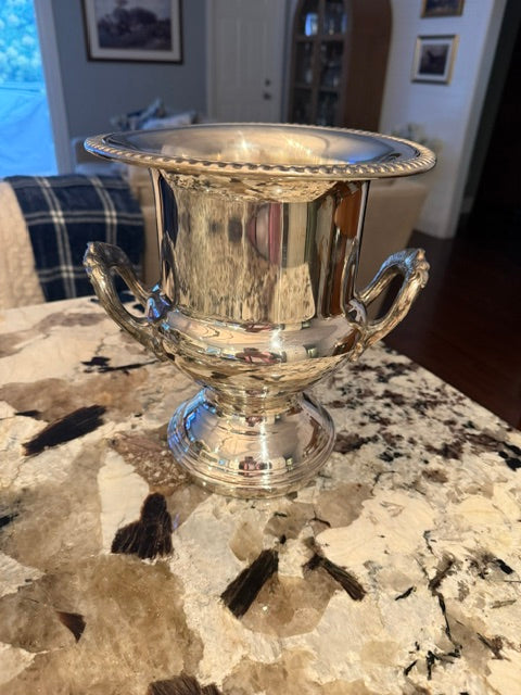 Vintage silver-plated champagne urn or ice bucket.
